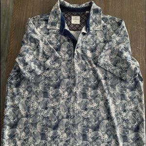 Mens short sleeve shirt